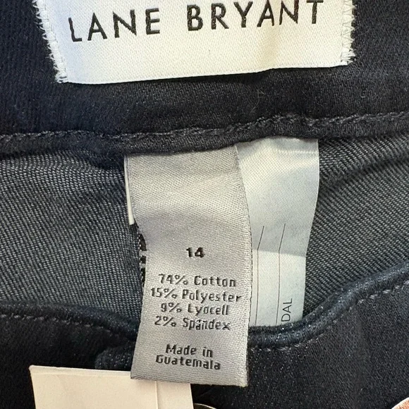 Lane Bryant Women's Straight Leg Cropped Curvy Fit Size 14 jeans - Picture 4 of 6